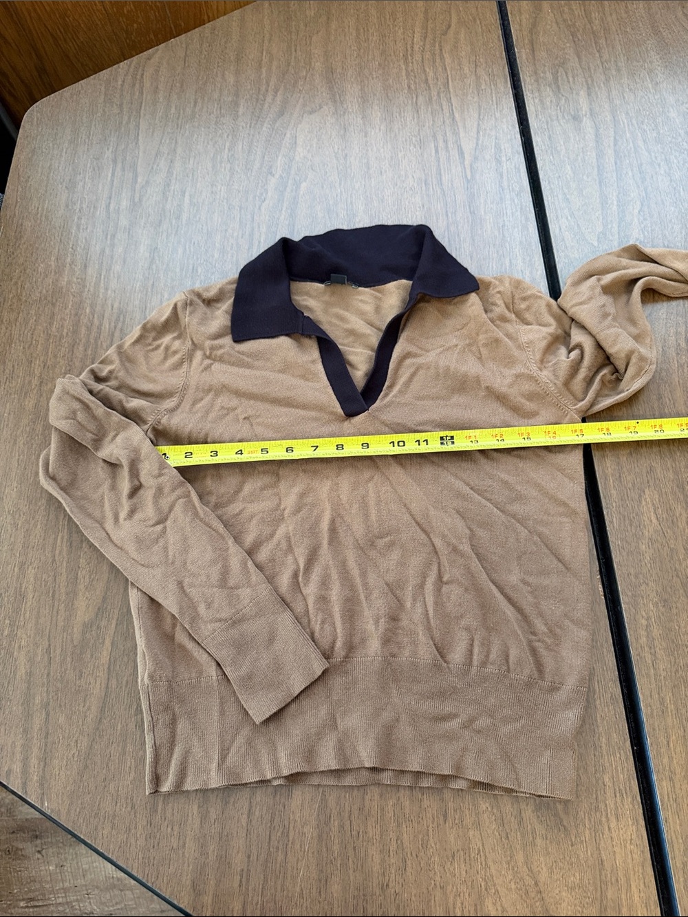 Ann Taylor Two-Tone V-Neck Sweater in Brown and Black Collar